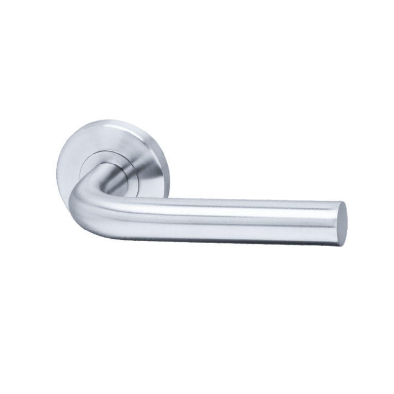 Poignée de porte inox sur rosaces Vachette LC1